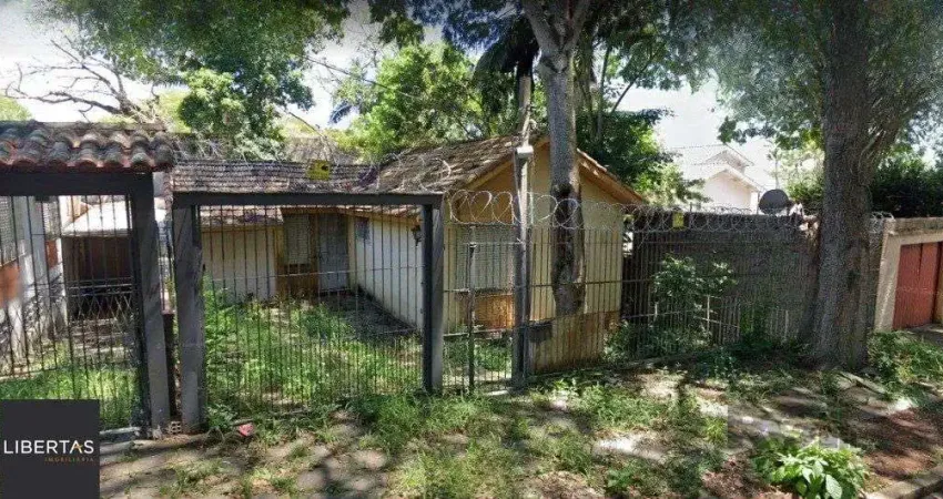 Casa 143m² - 3 dormitórios, 2 vagas no bairro Santa Tereza