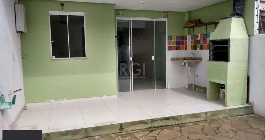 Casa linda com vista para o Rio com 3 pavimentos  com duas suíte
