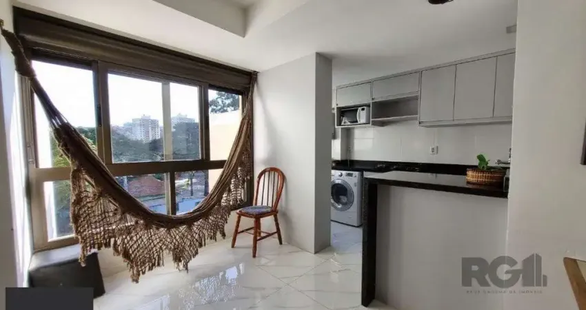 Apartamento 2 dormitórios à venda Camaquã Porto Alegre/RS