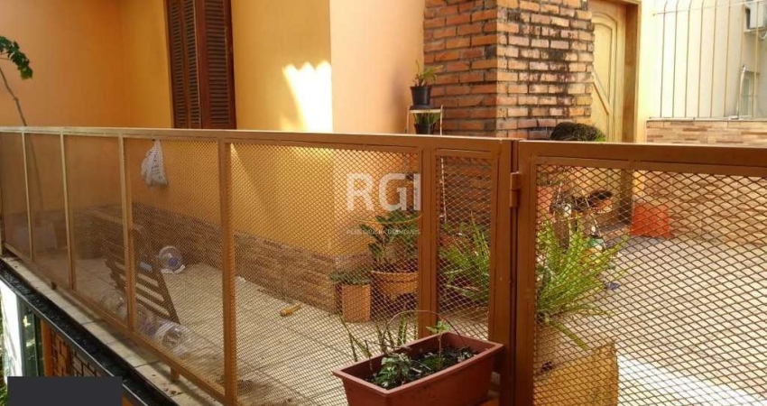 Casa para Venda - 164m², 2 dormitórios, 2 vagas - Santana