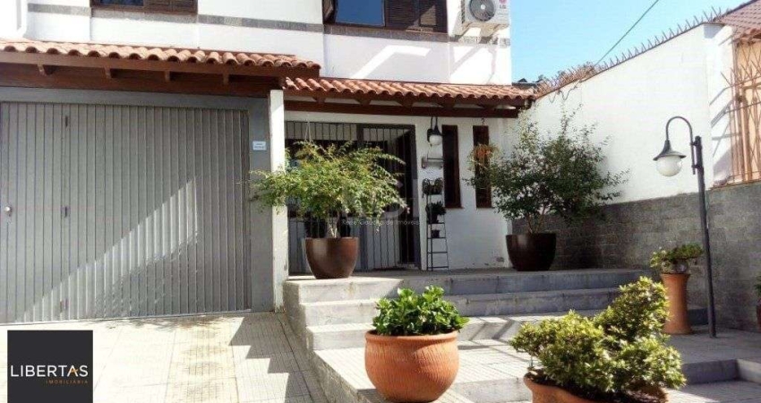 Casa para Venda - 240m², 3 dormitórios, sendo 1 suites, 3 vagas - São Sebastião