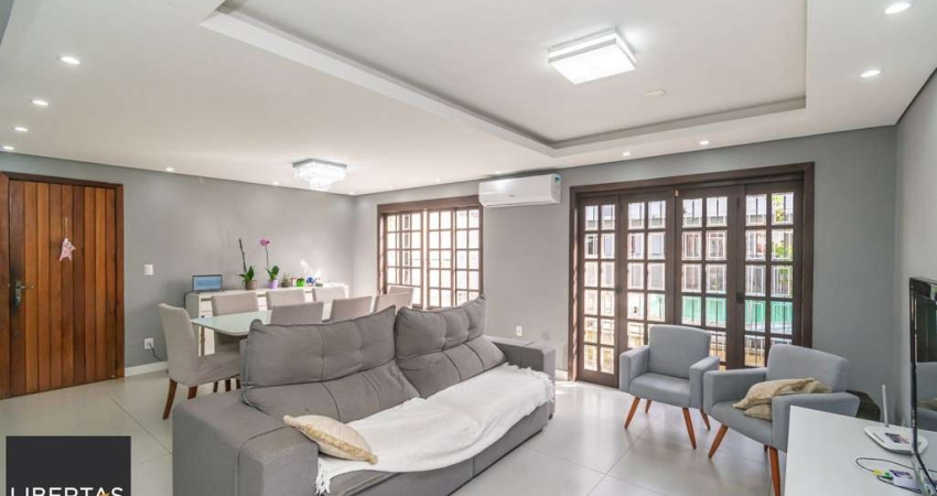 Casa 03 dormit (suíte e closet) e 4 vagas, na Vila Ipiranga, em Porto Alegre, RS
