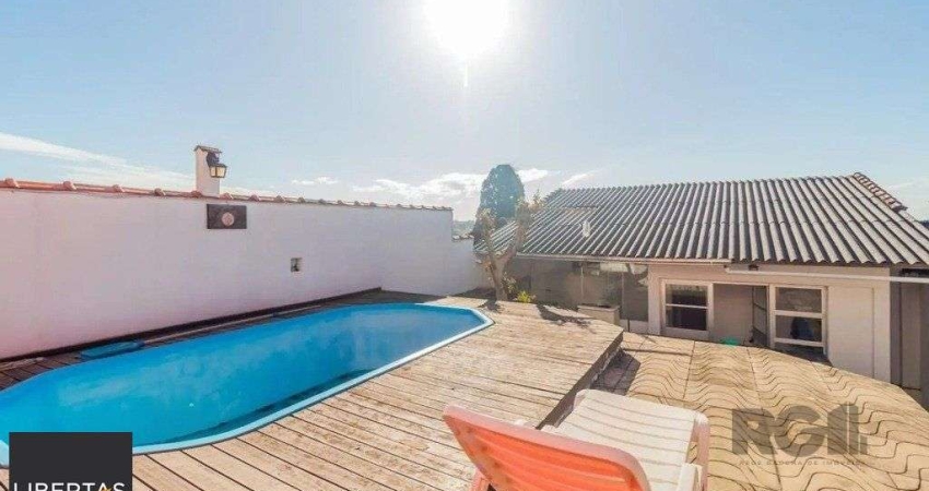 Casa com 3 dormitórios no bairro Cascata, Porto Alegre