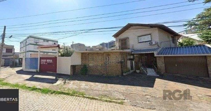 Terreno à venda na Avenida Mariland, 30, São João, Porto Alegre