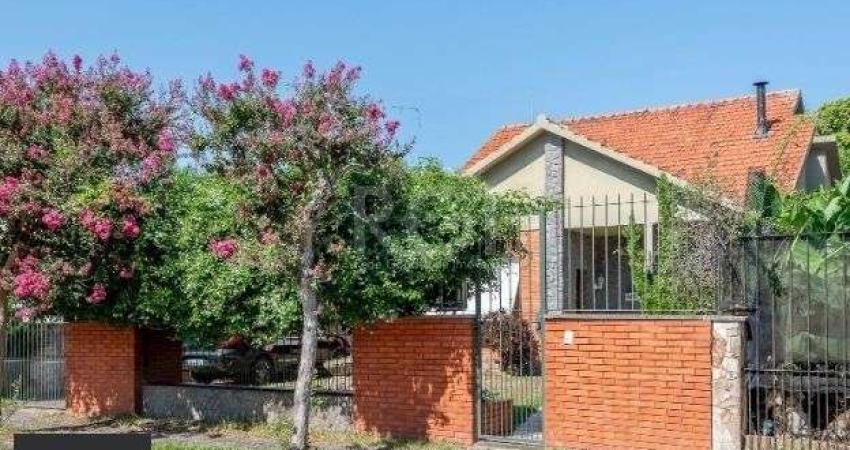Casa 3 dormitórios à venda Vila Assunção Porto Alegre/RS