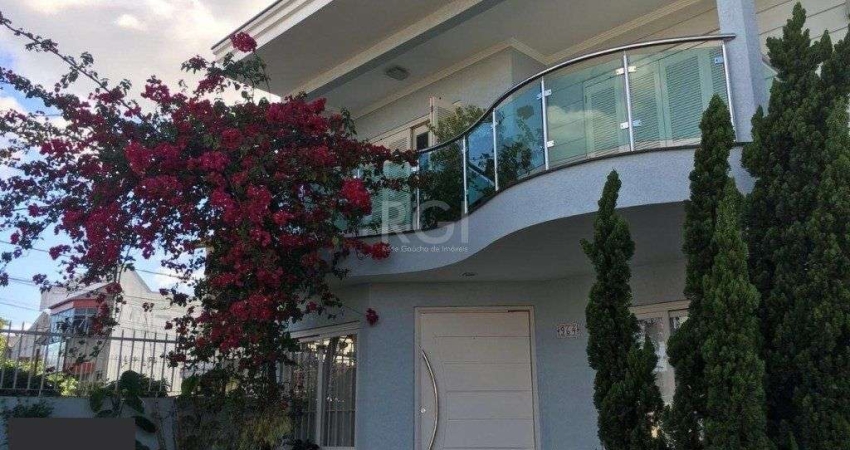 Casa para Venda - 248m², 5 dormitórios, sendo 1 suites, 3 vagas - Sarandi