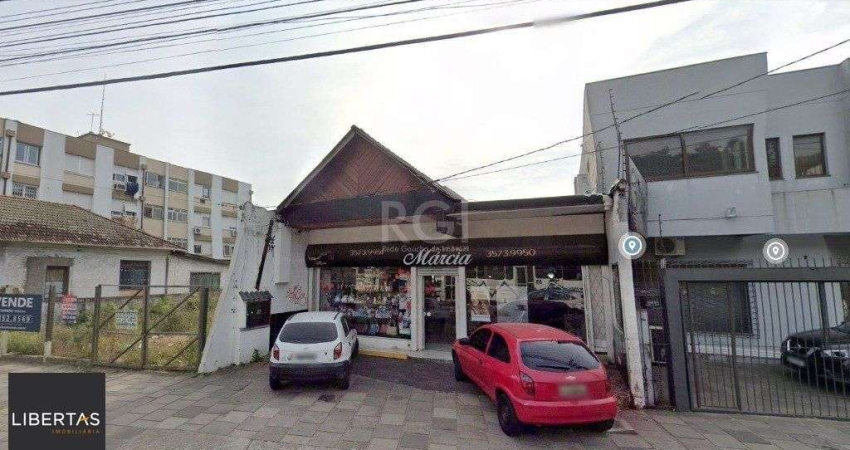Casa para Venda - 400m², 3 dormitórios, 2 vagas - Teresópolis