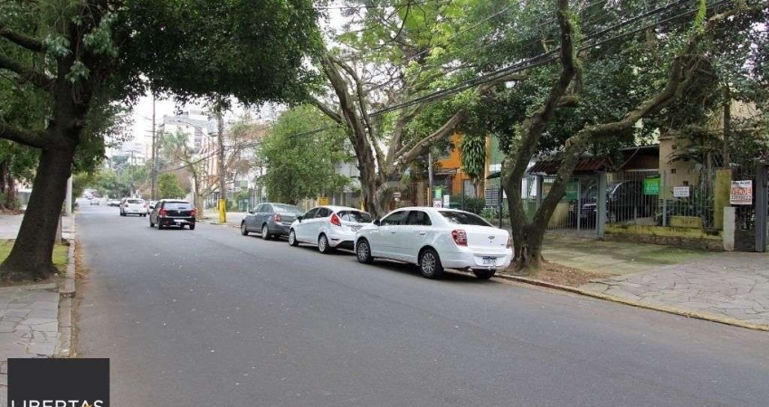 Terreno com Casa Para comprar com 3 dormitórios  111 m²