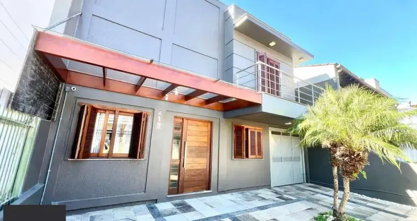 Casa com 3 quartos à venda na Rua Alfredo Varela, 212, Teresópolis, Porto Alegre