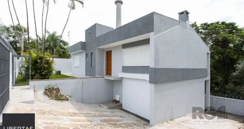 Casa | 3 quartos | 2 Suítes | 4 vagas cobertas | 260m2 Privativos | Bairro Santa