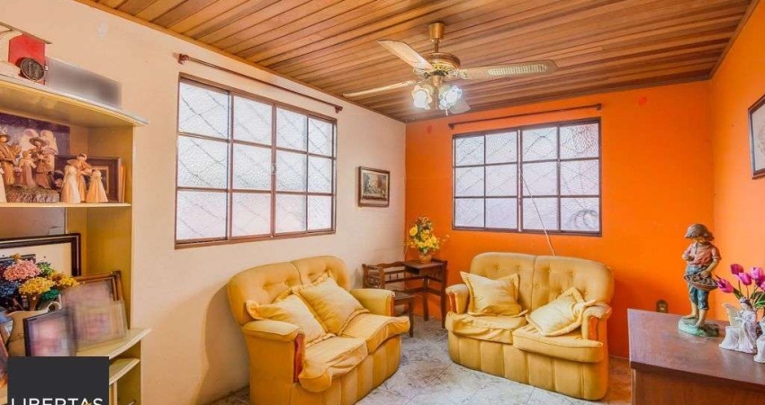 Casa com 4 Dorms e Terreno Amplo – bairro São João, 400m²