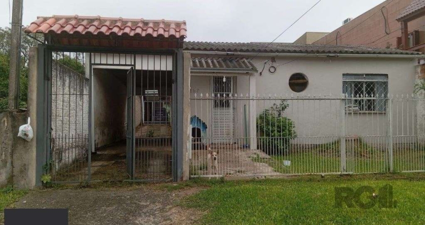 Casa 2 dormitórios à venda Mário Quintana Porto Alegre/RS