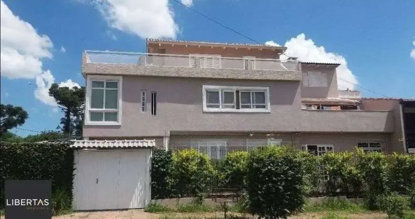 Excelente casa de 188m² com 5 quartos sendo 2 suítes