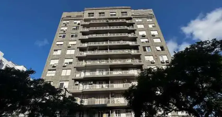 Cobertura com Vista Panorâmica para a Redenção – 4 Dormitórios, 2 Suítes – Porto
