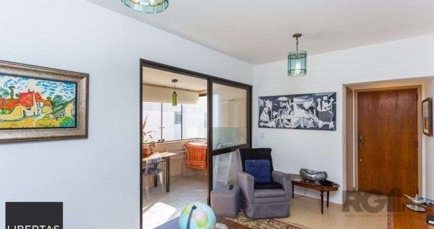 Apartamento 2 dormitórios, 2 banheiros, 1 vaga de garagem no Bairro Independênci
