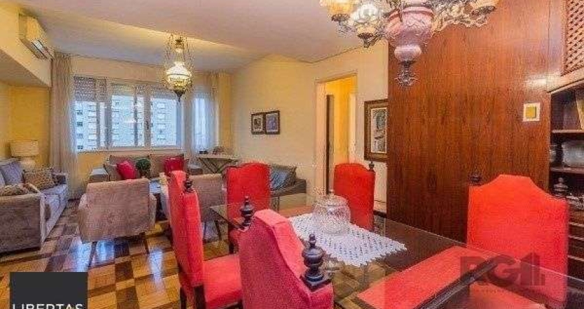 Amplo Apartamento de 3 quartos com suíte e 2 sacadas, com Vista para o Guaíba e