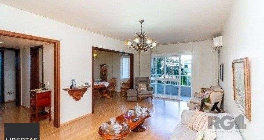 Vende-se amplo apartamento 3 quartos c/ suíte, 2 vagas, living com sacada e vist