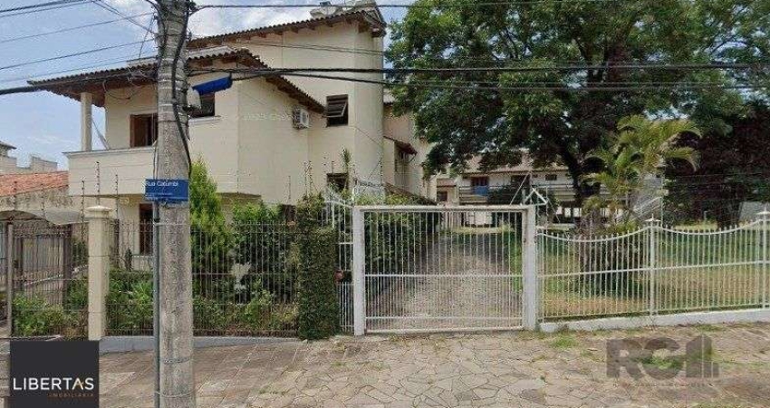 Casa em Condomínio 4 dormitórios à venda Medianeira Porto Alegre/RS
