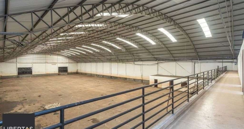 Pavilhão 6 dormitórios para alugar Navegantes Porto Alegre/RS