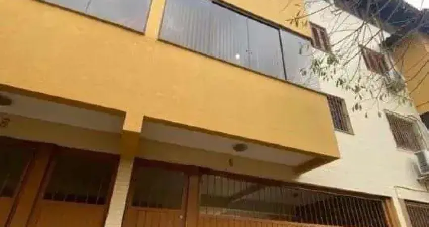 Casa em condomínio bairro tristeza de 3 dormitórios e 3 vagas