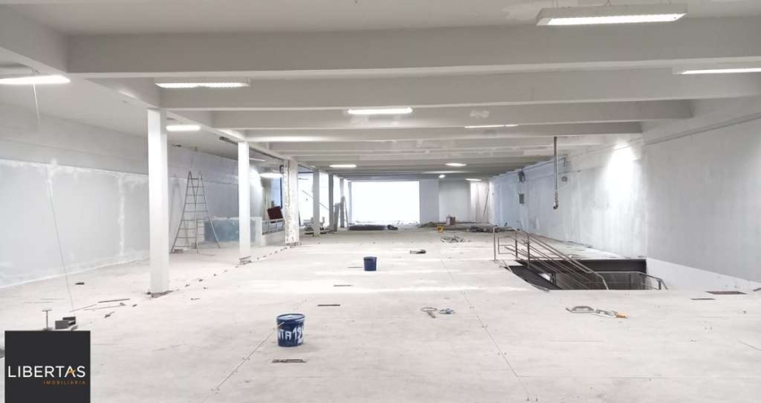 Imóvel comercial na rua Rua Vinte e Quatro de Outubro, no bairro Moinhos de Vent