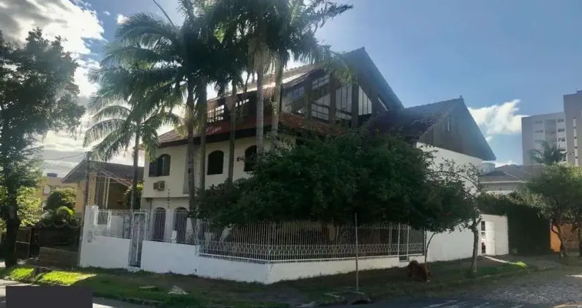 Casa com 4 quartos à venda na Avenida Elias Cirne Lima, 273, Partenon, Porto Alegre