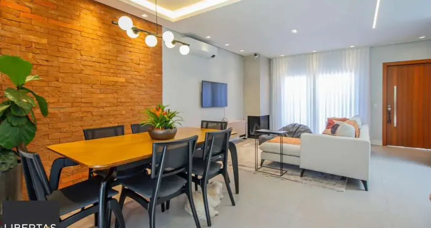 Casa em condominio, com espaçp e segurança para sua familia!