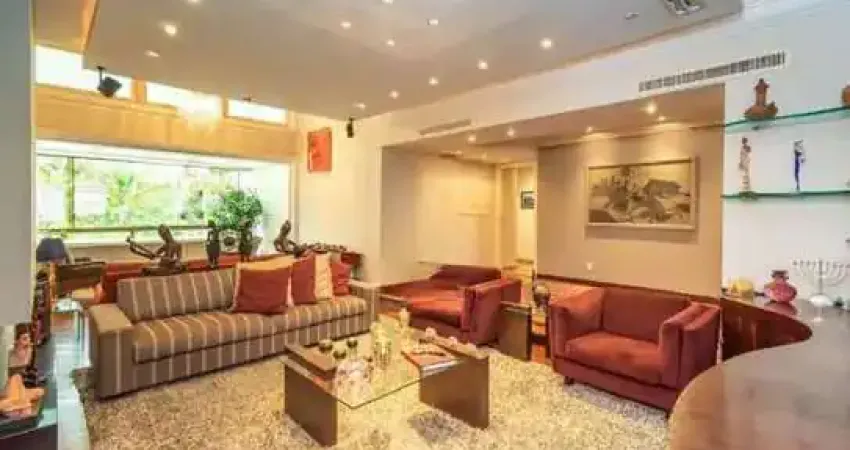 Maravilhosa cobertura duplex tipo casa suspensa no coração do bela vista.