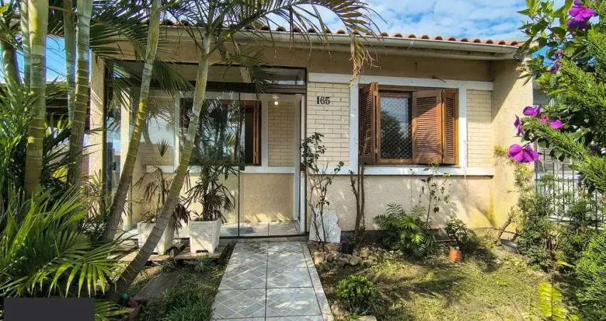 Casa com 2 quartos à venda na Rua Seno Antônio Cornely, 165, Hípica, Porto Alegre