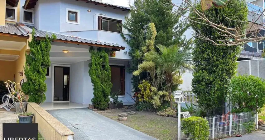 Casa com 3 quartos à venda na Rua Fabiana Kila de Ávila, 104, Hípica, Porto Alegre