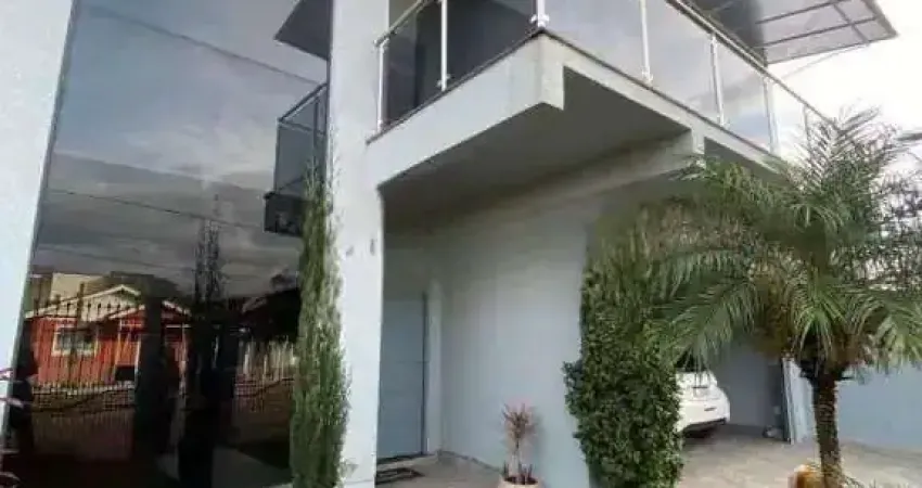 Casa com 4 quartos à venda na Rua Anita Garibaldi, 350, Sumaré, Alvorada