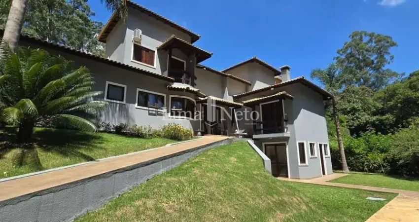 Casa em condomínio, 370m², piscina, porteira fechada, serra dos cristais