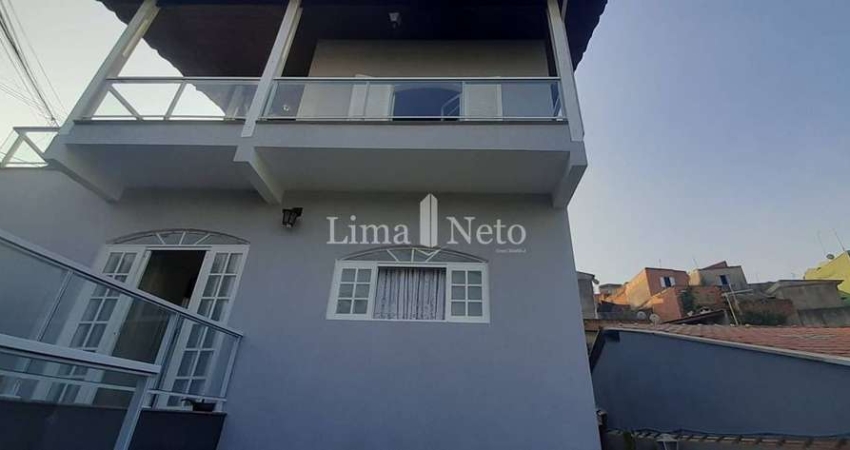 Sobrado 123,90m², 3 dormitórios, 4 vagas