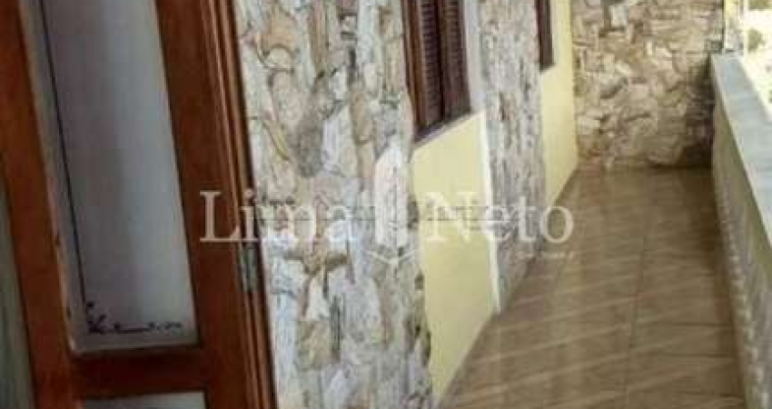 Casa 206 m2   3 dormitórios  1 suite    3 vagas