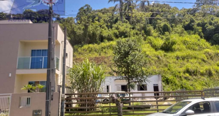 Casa à venda no bairro Jardim Sofia - Joinville/SC