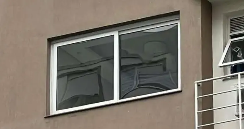 Apartamento com 2 quartos à venda na Estrada do Nazário, --, Guajuviras, Canoas