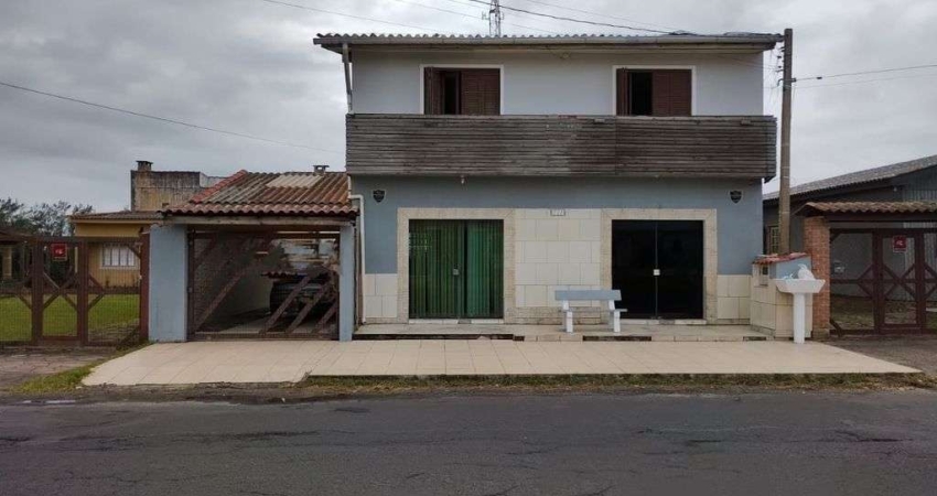 Prédio Comercial com apto e Edícula Balneário Pinhal -RS