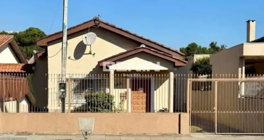 Casa de Alvenaria com 124,00m² Área 3 Dormitórios Rua Nações Unidas Canoas RS.