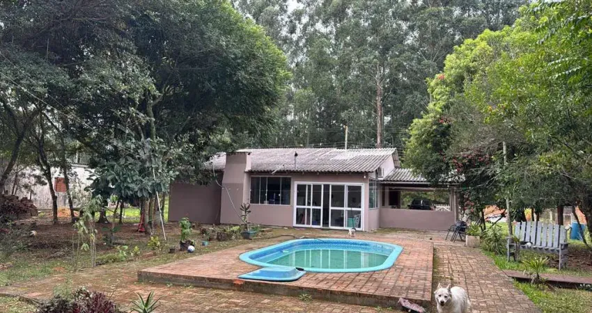 Chácara com 1860,00 m² Com Casa de Alvenaria Piscina  Aguas Claras Viamão
