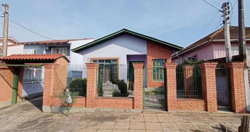 Casa á venda , 3 quartos, com 241,00 m² , bairro NSr. das Graças - Canoas