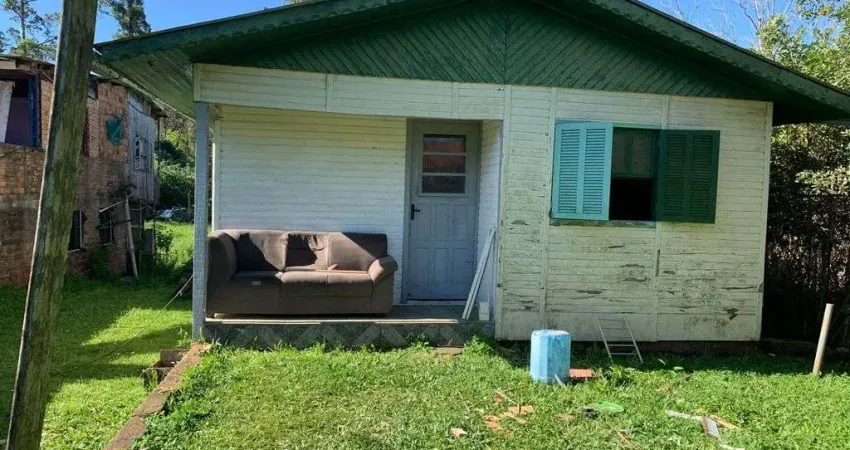 Casa de madeira 2 dormitórios rua rosacruz bairro olaria canoas rs