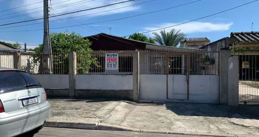 Casa de alvenaria 130m² 3 dormitórios área construída bairro niteroi canoas rs.