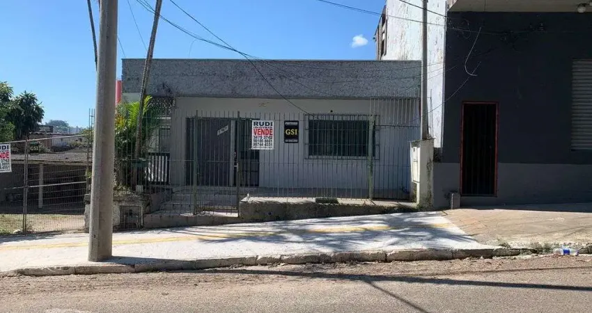 Casa de Avenaria na Rua Guarabu, no Bairro Ouro Branco em Novo Hamburgo - RS