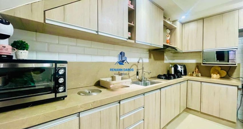 SOBRADO FRENTE PARA A RUA NO GANCHINHO – 3 QUARTOS, SEMI MOBILIADO, ÁREA GOURMET E VAGA COBERTA!