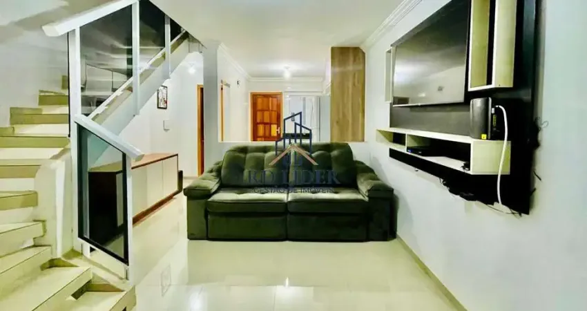 Lindo Sobrado com 2 quartos sendo uma suíte com sacada e espaço gourmte com churrasqueira a carvão e 2 vagas que financia pelo programa minha casa minha vida localizado no bairro Sítio Cercado