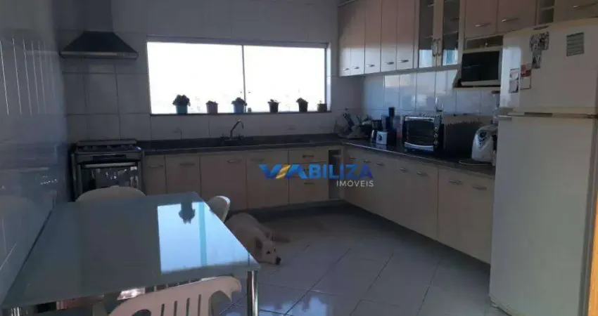 Sobrado 3 suítes V. Constança próximo ao Metrô - Estuda Permuta!