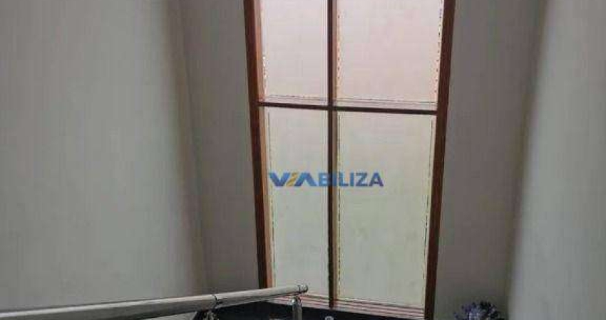 Casa com 4 dormitórios à venda, 220 m² por R$ 1.300.000 - Vila Galvão - Guarulhos/SP
