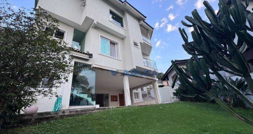 Sobrado com 4 dormitórios à venda, 300 m² por R$ 2.490.000 - Perová - Arujá/SP