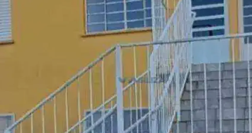 Casa sobreposta pavimento superior. - carmela/ guarulhos - aceita carro.