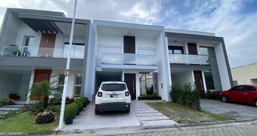 Casa em condomínio fechado com 4 quartos para alugar em Deltaville, Biguaçu 
